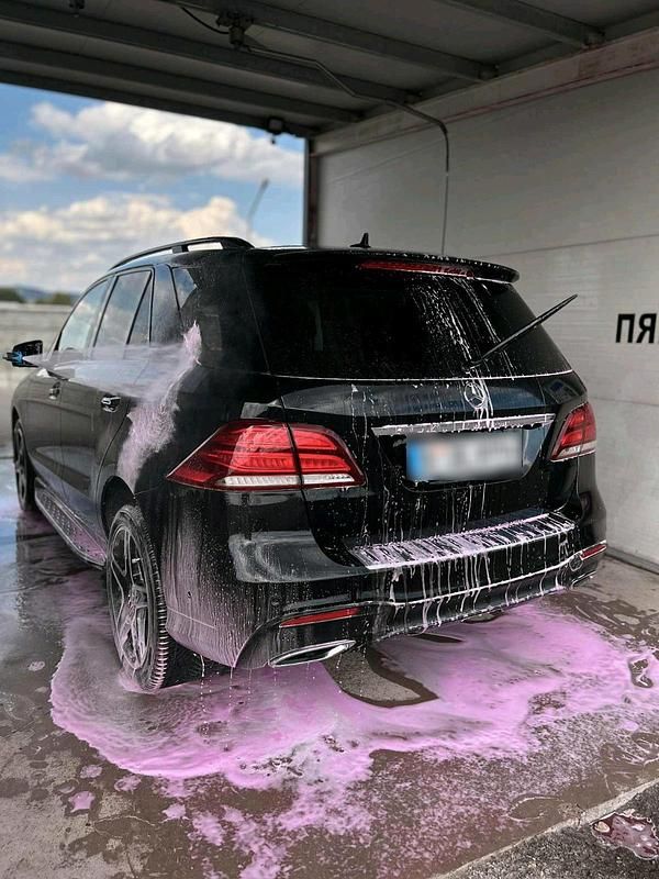 Gebraucht Mercedes GLE350 258 PS (189 kW) 2017 Schwarz Limousine