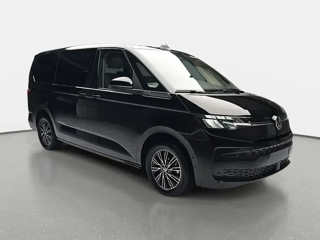 Neu VW T7 Life 150 PS (110 kW) 2026 Deep black perleffekt Van