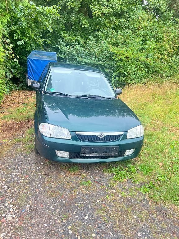 Gebraucht Mazda 323F Comfort 73 PS (53 kW) 1999 Grün Limousine