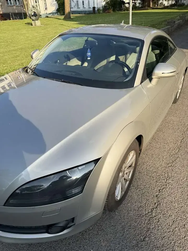 Gebraucht Audi TT 160 PS (117 kW) 2009 Grau Coupé