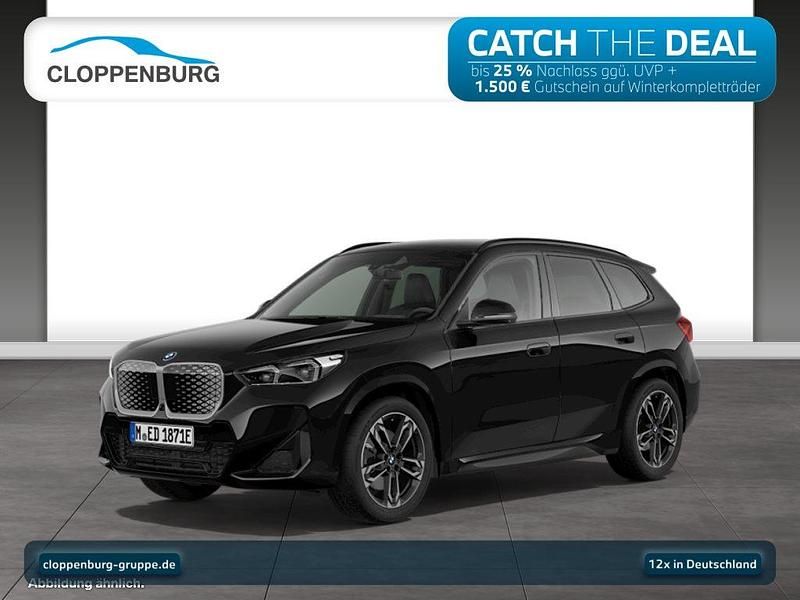 Schwarz Neu 2026 BMW iX1 Luxury Line SUV | 49.659 € (Fairer Preis) - Bild 1/4