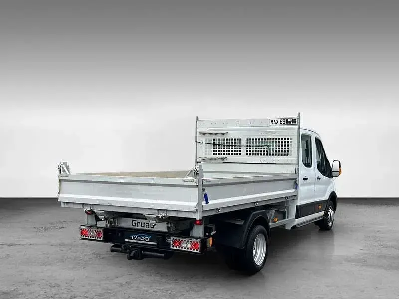 Käytetty Ford Transit 170 HP (125 kW) 2022 Valkoinen Sedan