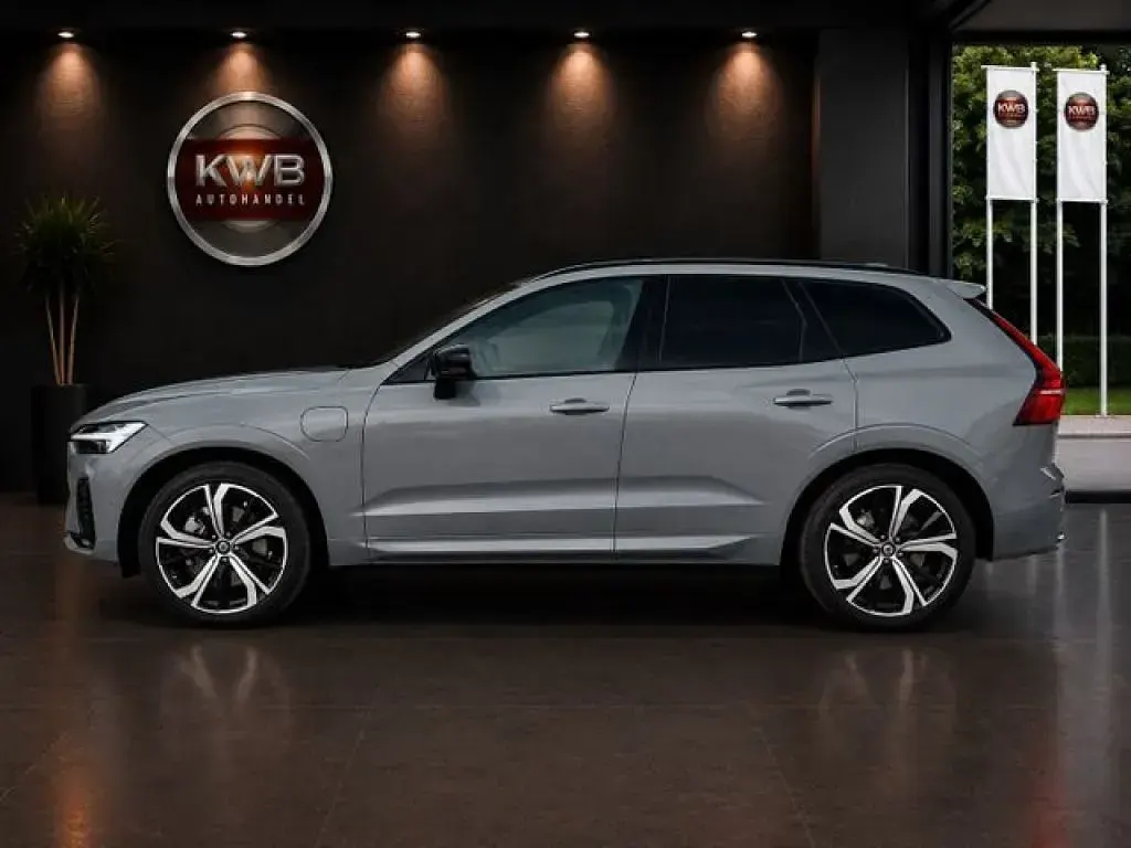 Gebraucht Volvo XC60 R-Design 341 PS (250 kW) 2021 Grau SUV