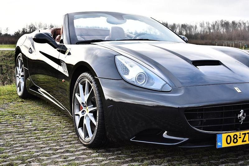 Gebraucht Ferrari California 460 PS (338 kW) 2009 Schwarz Cabrio