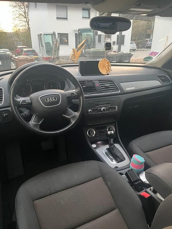 Gebraucht Audi Q3 177 PS (130 kW) 2013 Schwarz SUV