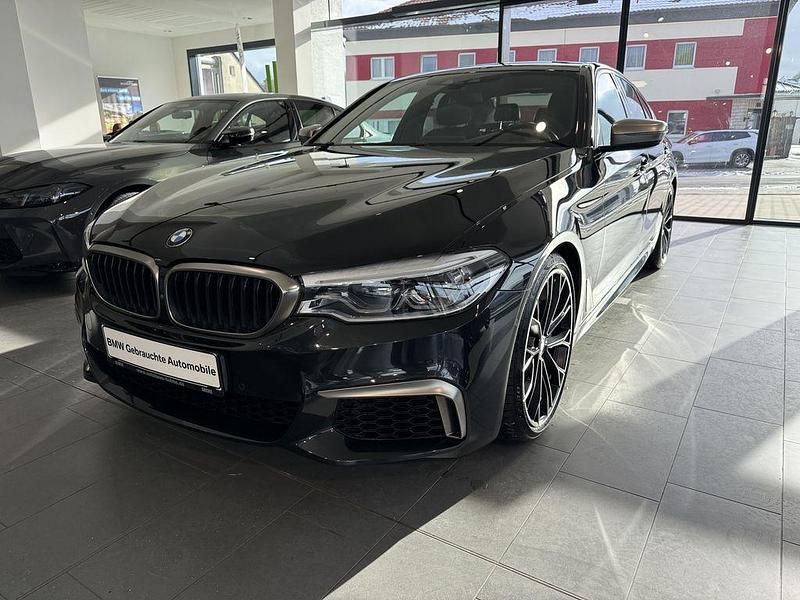 Gebraucht BMW M550 Performance 462 PS (339 kW) 2018 Black sapphire metallic Limousine