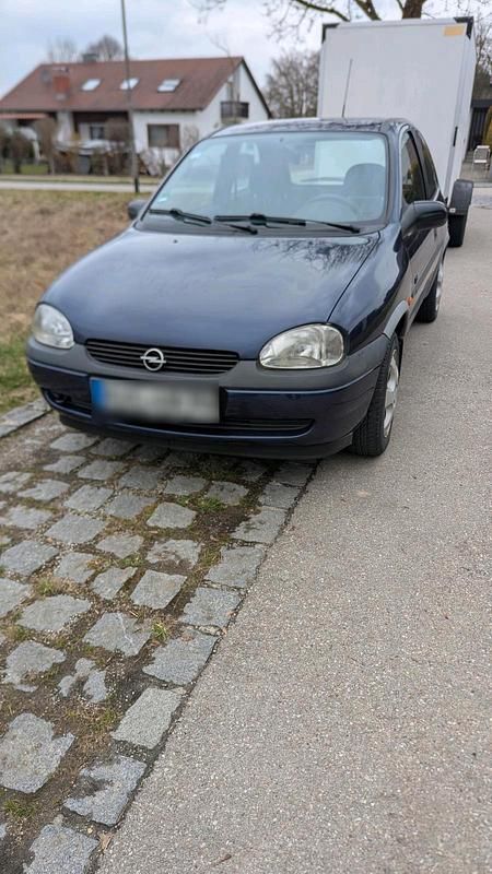 Gebraucht Opel Corsa 54 PS (39 kW) 1998 Blau Kleinwagen