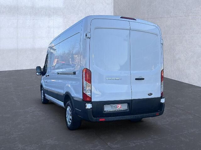 Gebraucht Ford Transit Trend 131 PS (96 kW) 2022 Frostweiß (weiß) Limousine