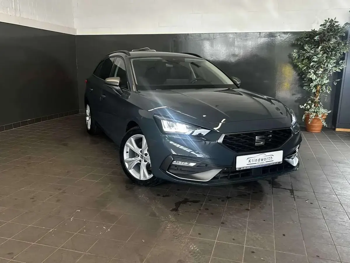 Gebraucht Seat Leon ST Beats 150 PS (110 kW) 2024 Grau Kombi