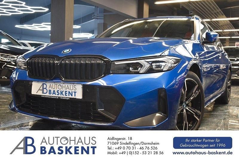 Blau Gebraucht 2022 BMW 320e M Sport Kombi | 31.450 € (Fairer Preis) - Bild 1/4