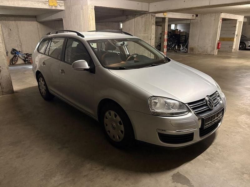 Gebraucht VW Golf VI 105 PS (77 kW) 2008 Silber Kleinwagen