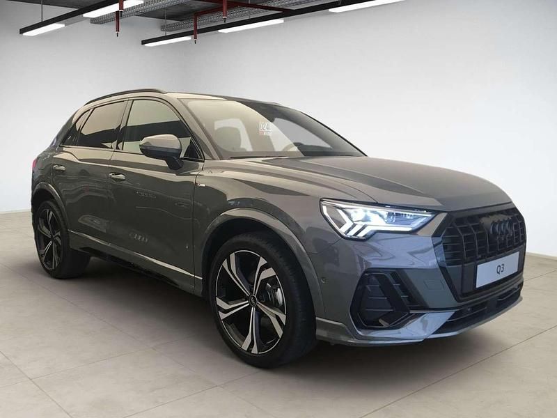 Usata Audi Q3 Ambiente 150 CV (110 kW) 2025 Grigio SUV