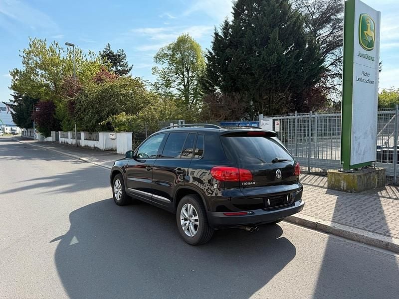 Gebraucht VW Tiguan 200 PS (147 kW) 2016 Schwarz SUV