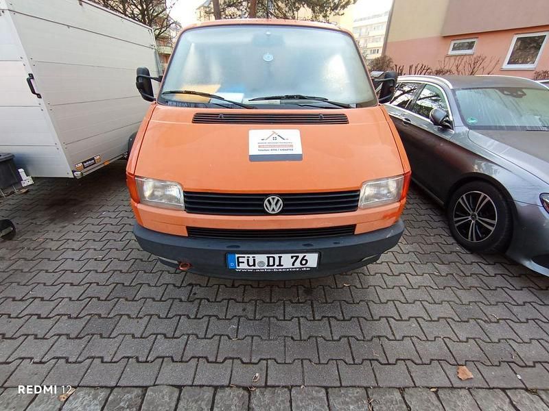 Second-hand VW T4 77 CP (56 kW) 1995 Portocaliu Van