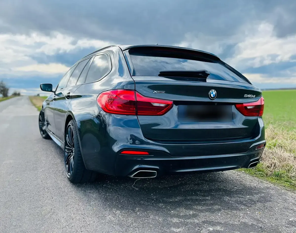 Gebraucht BMW 540 M Sport 320 PS (235 kW) 2019 Grau Kombi
