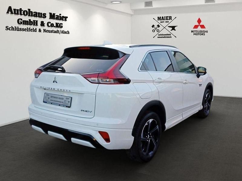 Second-hand Mitsubishi Eclipse Cross Select 188 CP (138 kW) 2023 Alb SUV