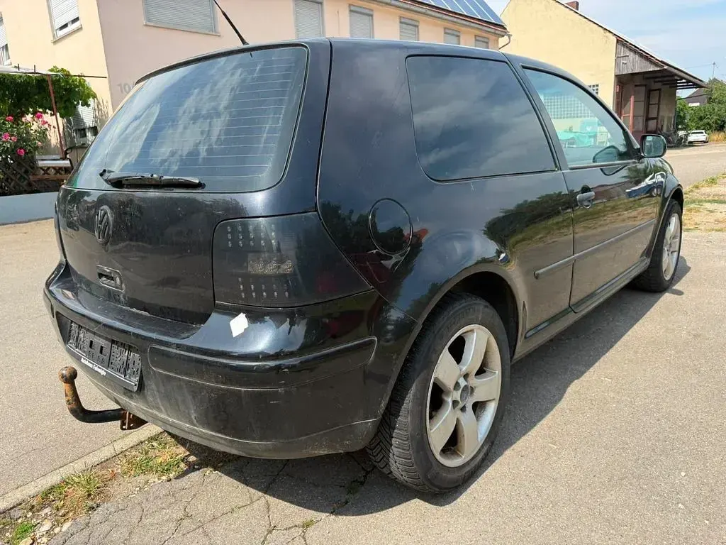 Gebraucht VW Golf IV 105 PS (77 kW) 2002 Schwarz Limousine