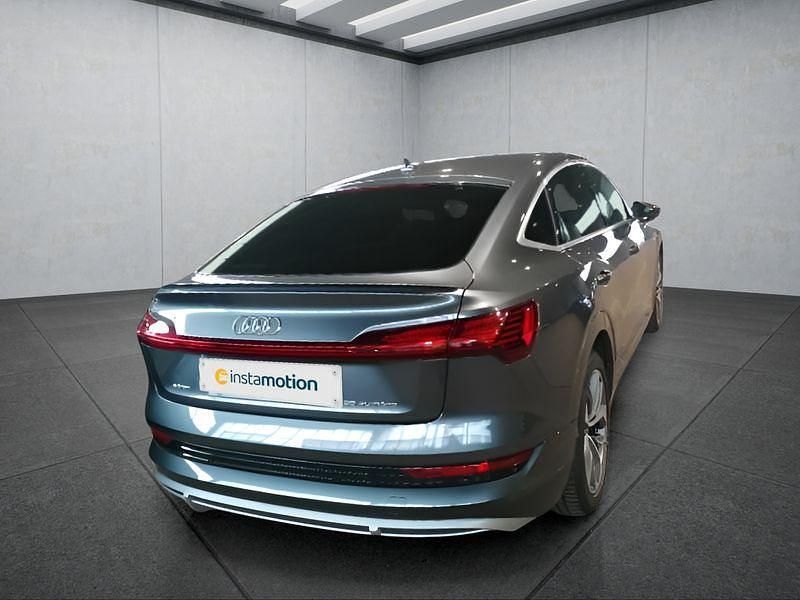 Usata Audi e-tron 300 kW (408 CV) 2020 Grigio SUV
