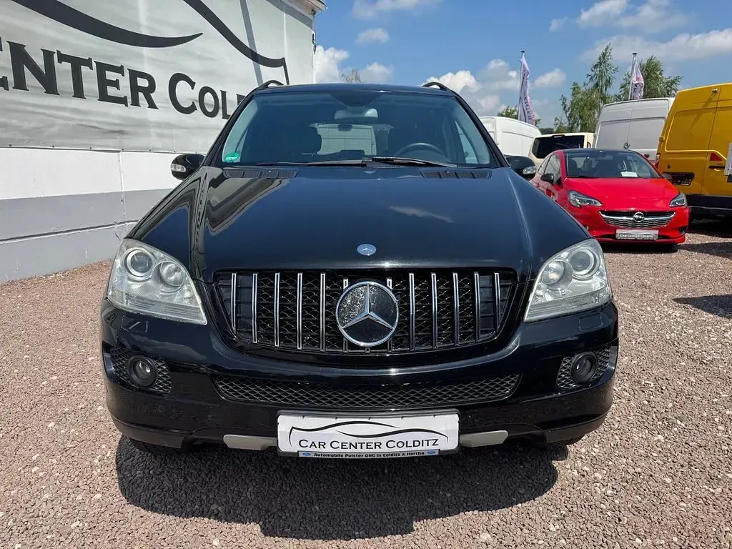 Gebraucht Mercedes ML350 272 PS (200 kW) 2005 Schwarz SUV