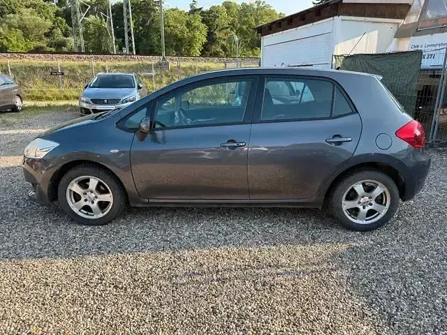 Gebraucht Toyota Auris Executive 124 PS (91 kW) 2007 Grau Limousine
