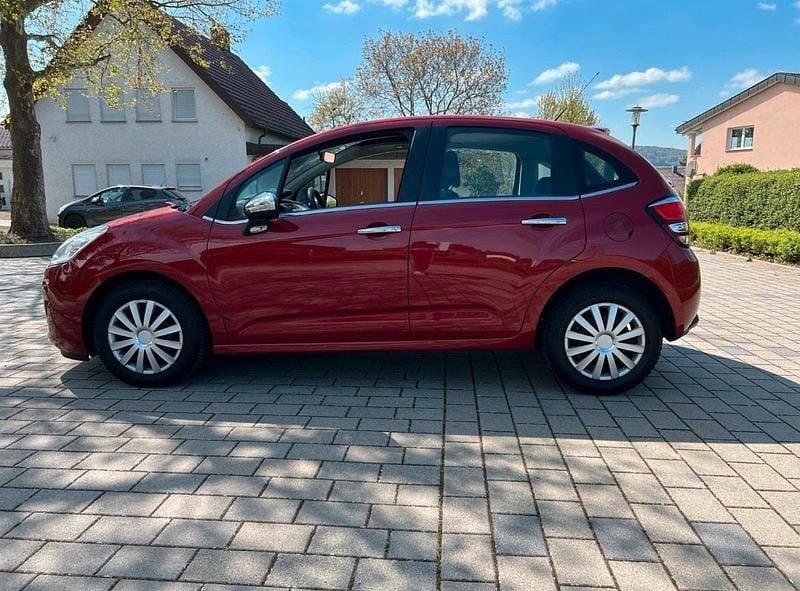 Rot Gebraucht 2014 Citroën C3 Kleinwagen | 4.200 € (Guter Preis) - Bild 1/4