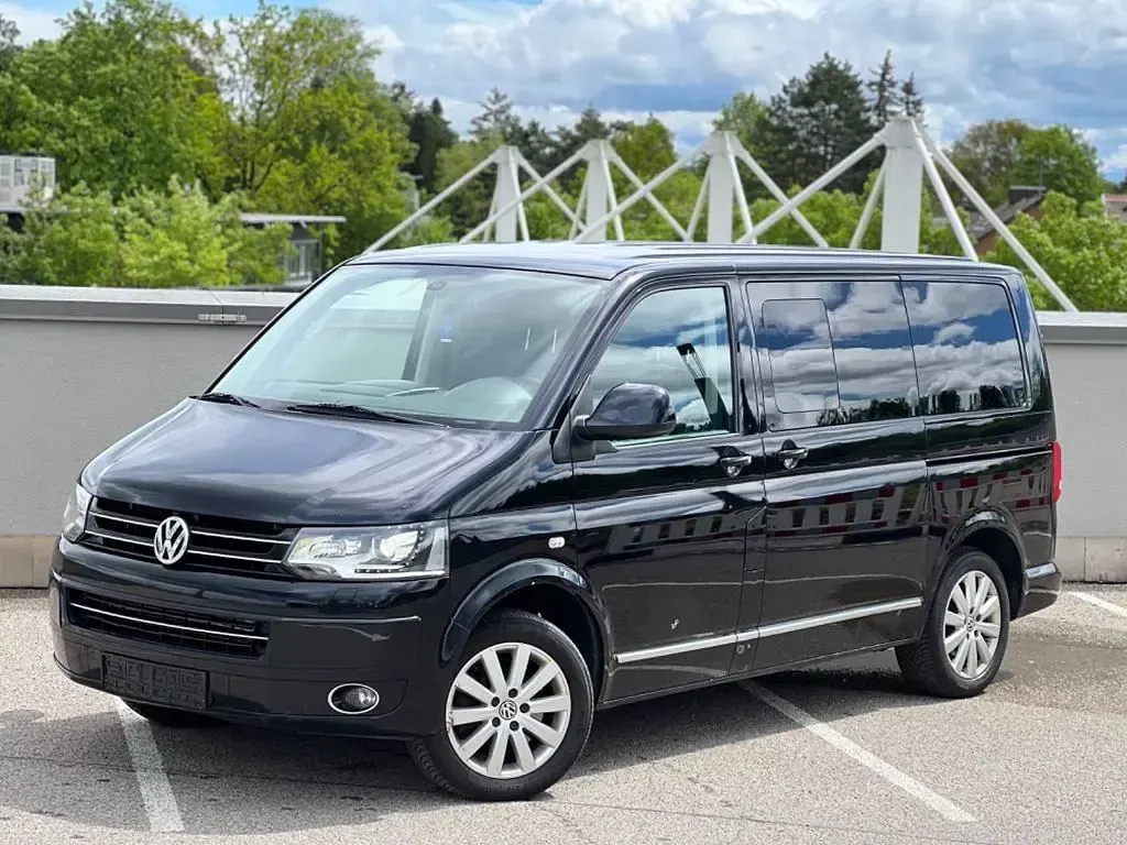 Używany VW T5 Highline 179 KM (131 kW) 2012 Czarny Van