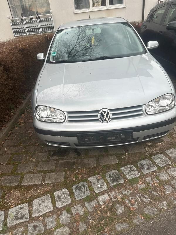Gebraucht VW Golf IV 75 PS (55 kW) 2002 Silber Kleinwagen