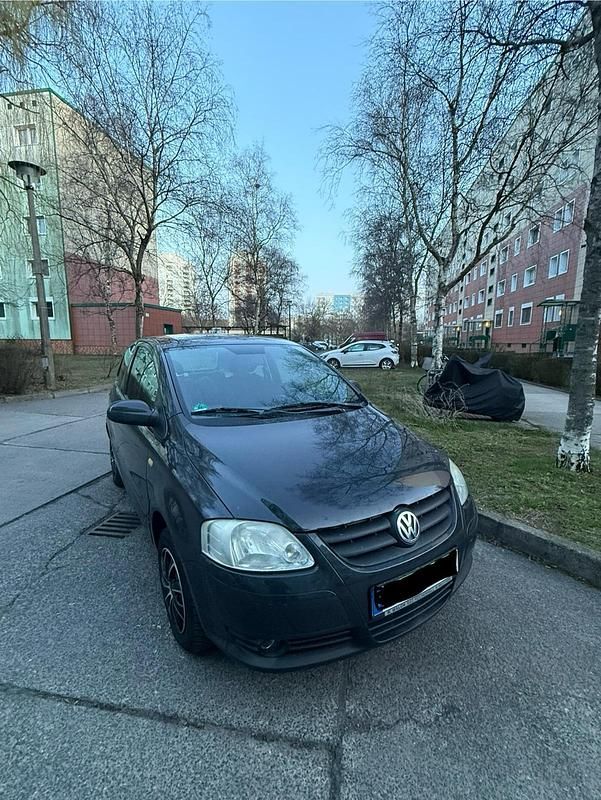 Usata VW Fox 74 CV (54 kW) 2006 Grigio Utilitaria