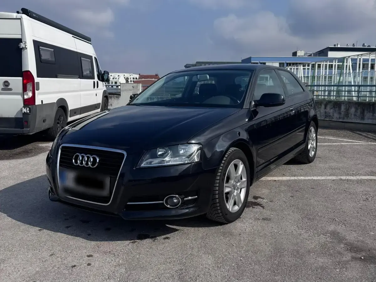 Używany Audi A3 125 KM (91 kW) 2012 Czarny Hatchback