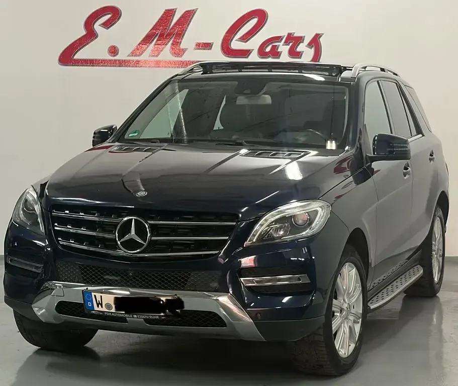 Gebraucht Mercedes ML250 204 PS (150 kW) 2014 Blau SUV
