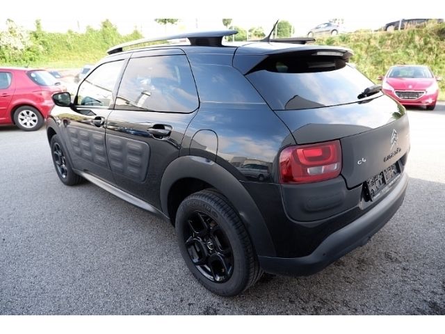 Gebraucht Citroën C4 Cactus Shine 99 PS (72 kW) 2016 Schwarz Kleinwagen
