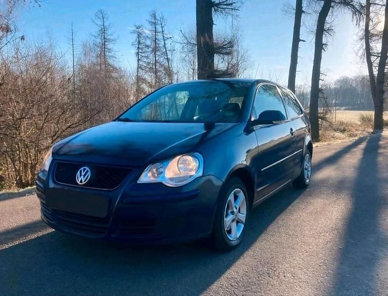 Gebraucht VW Polo 60 PS (44 kW) 2009 Blau Kleinwagen