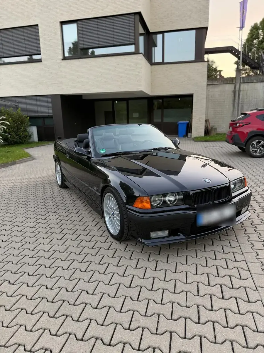 Gebraucht BMW 320 Cabriolet M Sport 150 PS (110 kW) 1995 Schwarz Cabrio