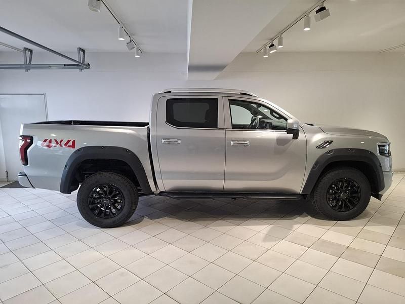 Neu Foton 4 173 PS (127 kW) 2026 Silber metallic