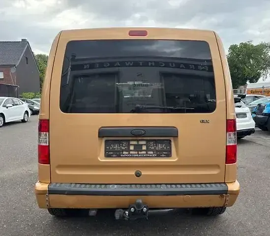 Gebraucht Ford Tourneo 90 PS (66 kW) 2009 Gold Kombi
