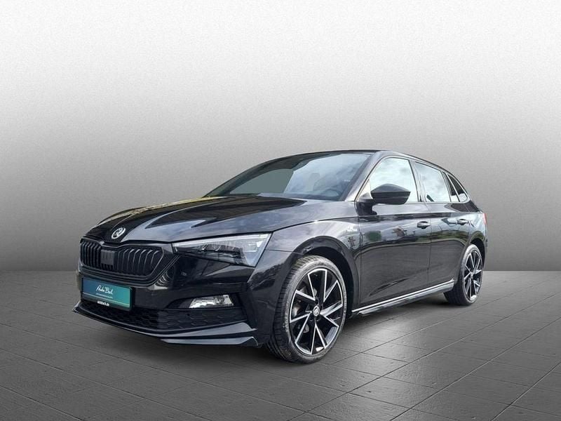 Schwarz (1z schwarzmagic perleffekt) Gebraucht 2021 Skoda Scala Monte Carlo Kleinwagen | 19.980 € (Guter Preis) - Bild 1/4
