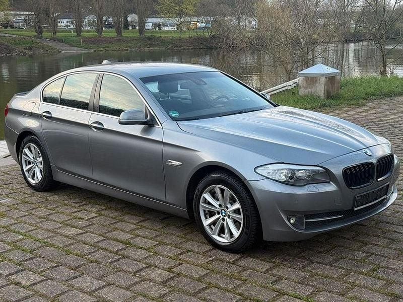 Gebraucht BMW 525 204 PS (150 kW) 2010 Grau Limousine
