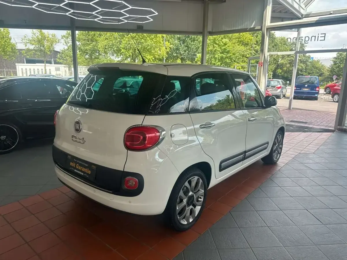 Gebraucht Fiat 500L Pop Star 95 PS (69 kW) 2013 Weiß Van / Kleinbus