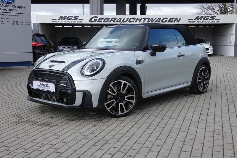 Używany Mini Cooper S Premium 178 KM (130 kW) 2022 Biały Hatchback