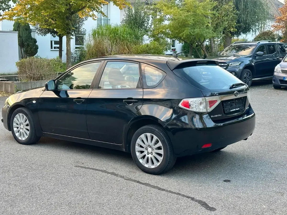 Käytetty Subaru Impreza Active 150 HP (110 kW) 2008 Musta Sedan