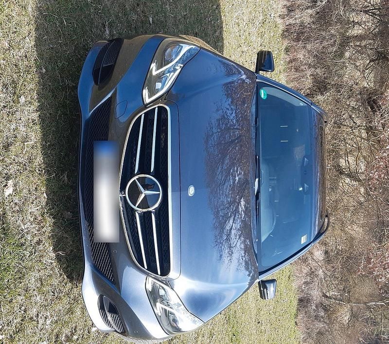 Gebraucht Mercedes E250 Avantgarde 204 PS (150 kW) 2015 Grau Kombi