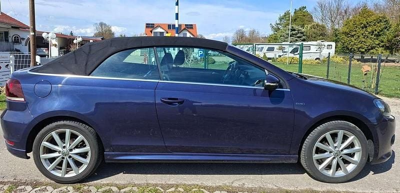 Gebraucht VW Golf Comfortline 125 PS (91 kW) 2017 Blau Cabrio