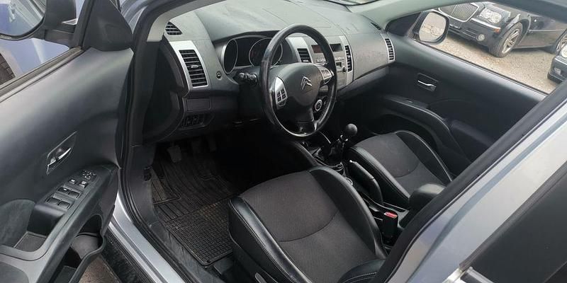 Gebraucht Citroën C-Crosser 156 PS (114 kW) 2010 Silber SUV