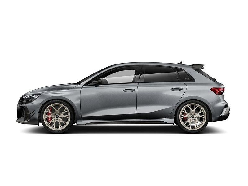 Gebraucht Audi RS3 Competition 400 PS (294 kW) 2026 Gletscherweiß matteffekt Limousine