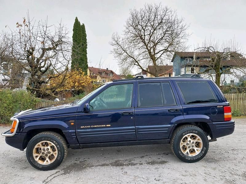 Violet Gebraucht 1996 Jeep Grand Cherokee Limited SUV | 4.500 € - Bild 1/4