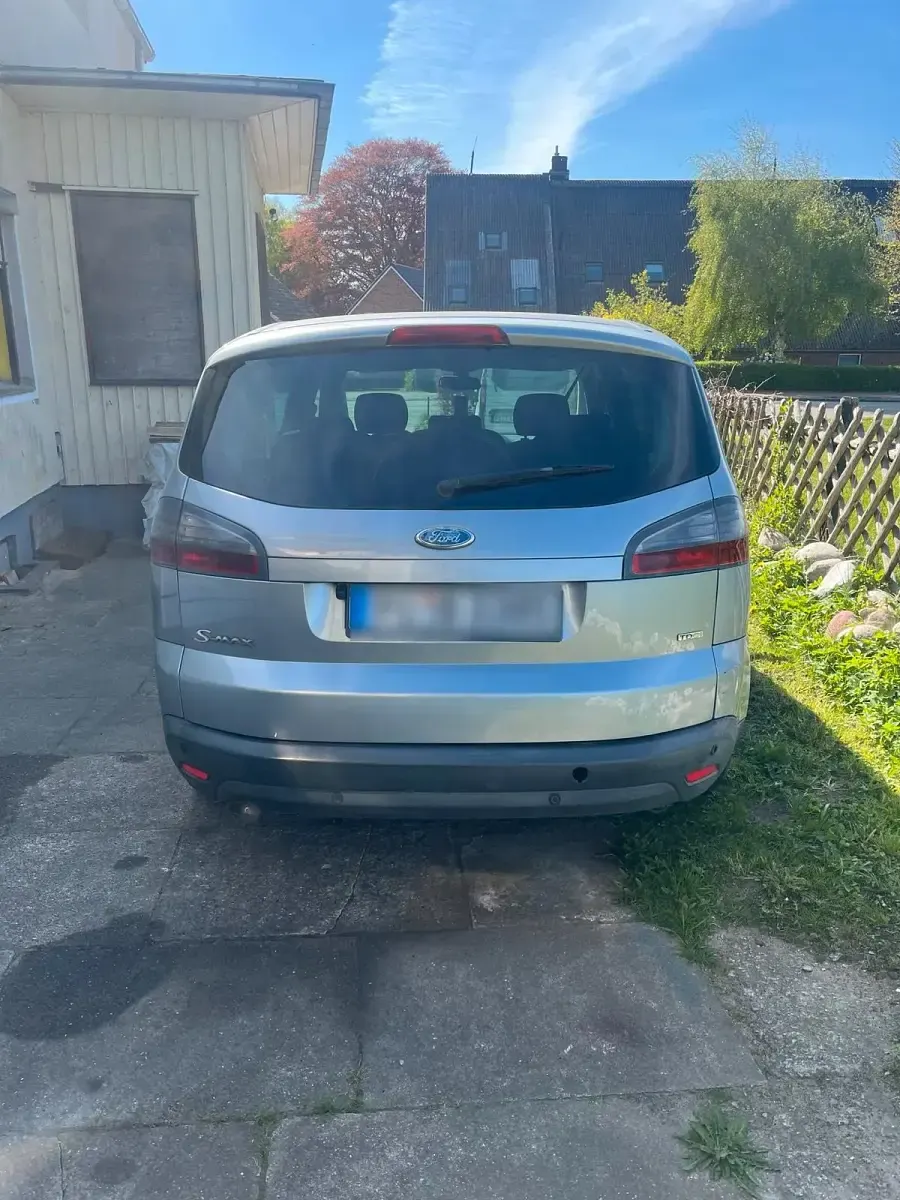 Gebraucht Ford S-MAX 145 PS (106 kW) 2006 Silber Van / Kleinbus