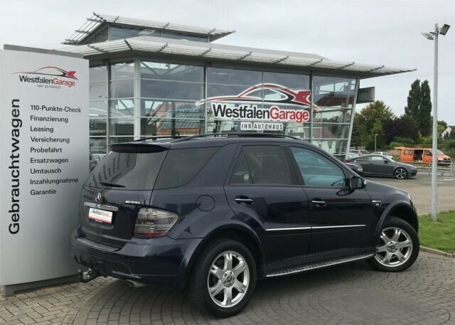 Gebraucht Mercedes ML420 AMG 306 PS (225 kW) 2007 Blau metallic SUV