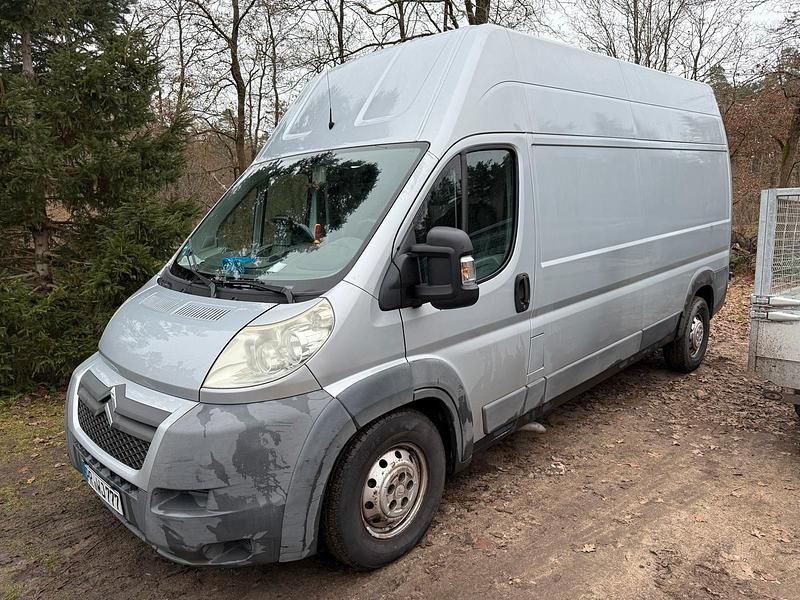 Silber Gebraucht 2010 Citroën Jumper Van / Kleinbus | 7.500 € (Fairer Preis) - Bild 1/4