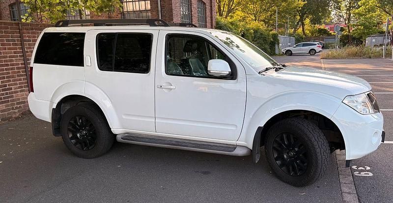 Gebraucht Nissan Pathfinder 190 PS (139 kW) 2013 Weiß SUV