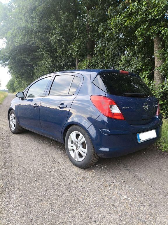 Gebraucht Opel Corsa Innovation 95 PS (69 kW) 2012 Blau Kleinwagen